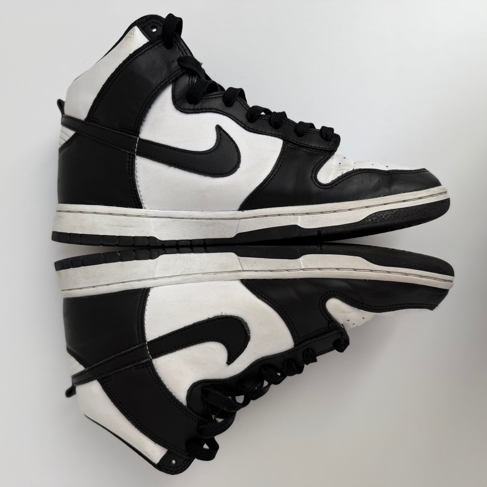 Nike Black and White High-Tops